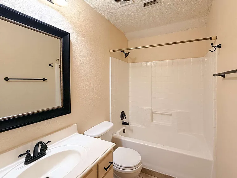 1009 McKavett Dr — Photo 23