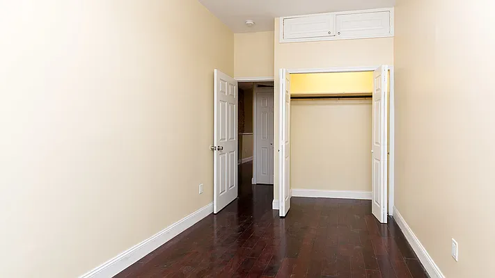 Rented by Nooklyn NYC LLC | media 22