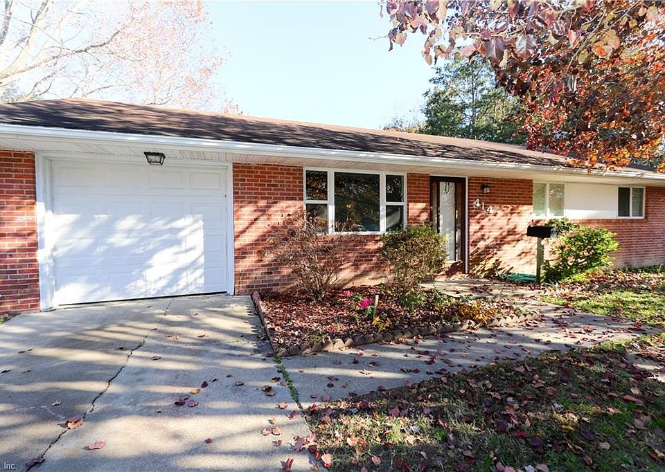 1st image of 414 Pearl Cir