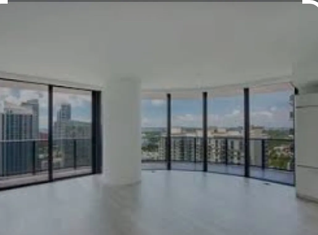 2 bed, 1020 sqft, $5,800 — Photo 3
