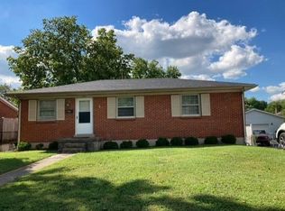 3786 Temple Dr, Lexington, KY 40517