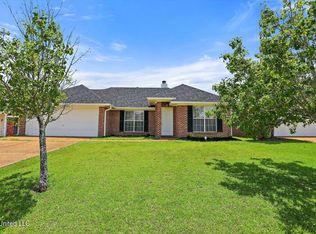 260 August Dr, Brandon, MS 39042