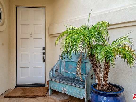 3rd image of 6477 Zuma View Pl Unit 125