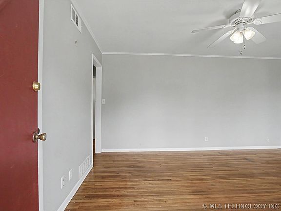 3rd image of 5974 E 27th St