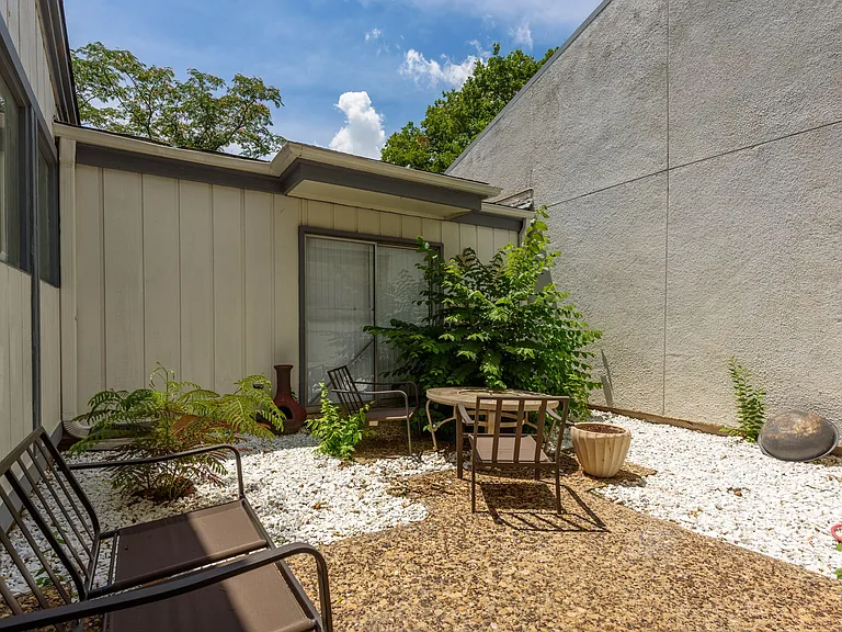 2709 N Bell Ave #3 — Photo 25