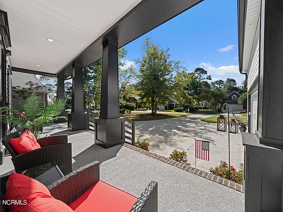 3rd image of 2788 Oakbluff Circle