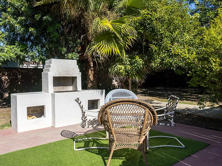 11008 Mansel Ave — Photo 6