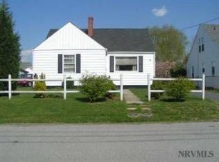 112 Roberta St, Narrows, VA 24124