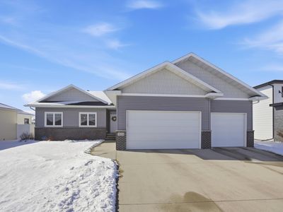 2624 8th St W, West Fargo, ND, 58078