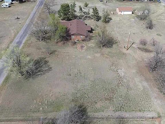 3rd image of N Hilltop Rd