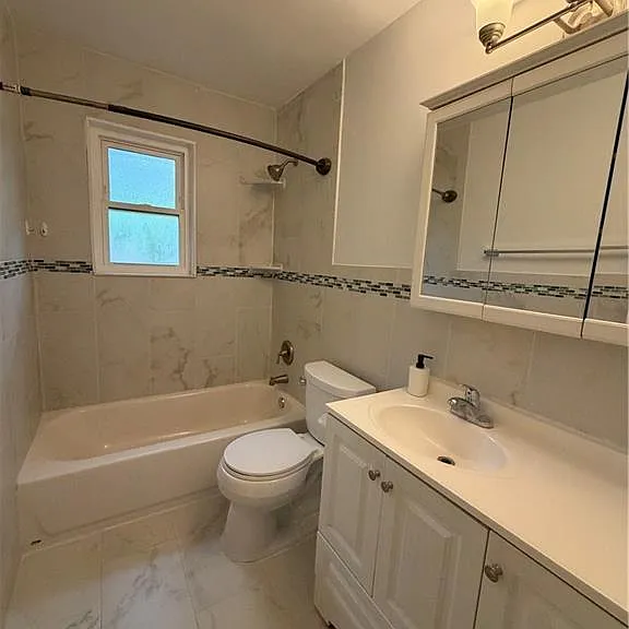 37 Judson St #10A — Photo 3