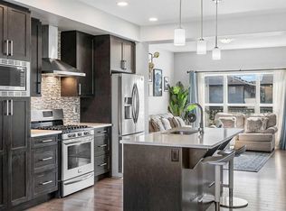 307 N Walgrove Blvd SE, Calgary, AB T2X 4C8