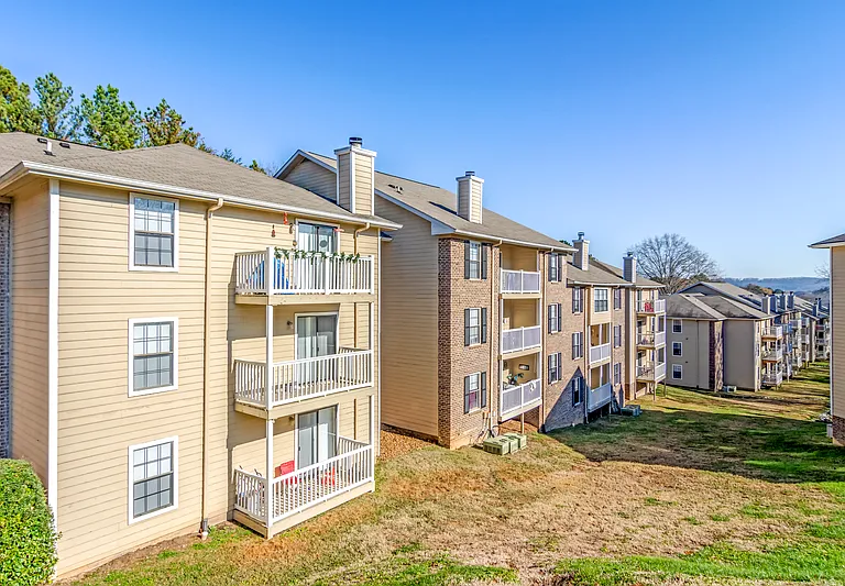 Northtowne Village Apartment Homes — Photo 2