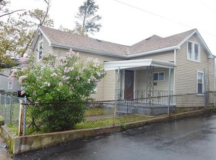 27 Highland St, Brockton, MA 02301