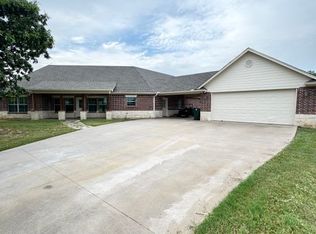 153 Twin Springs Ranch Ln, Weatherford, TX 76087