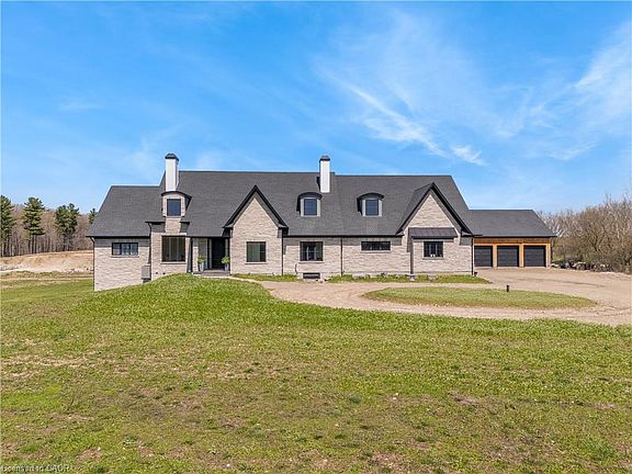 2nd image of 742 Country Squire Rd