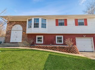 3 Orchard Ave, Saint James, NY 11780