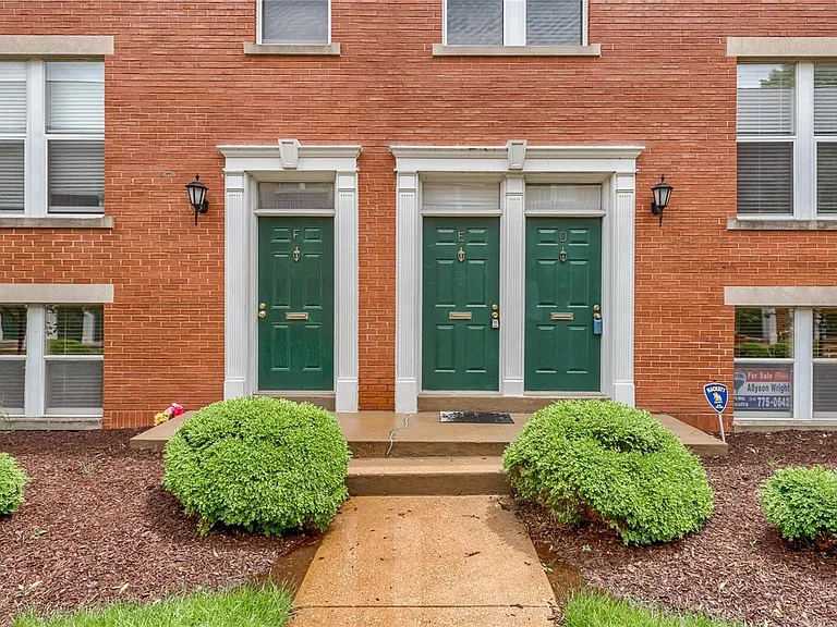 4367 Laclede Ave #E — Photo 13