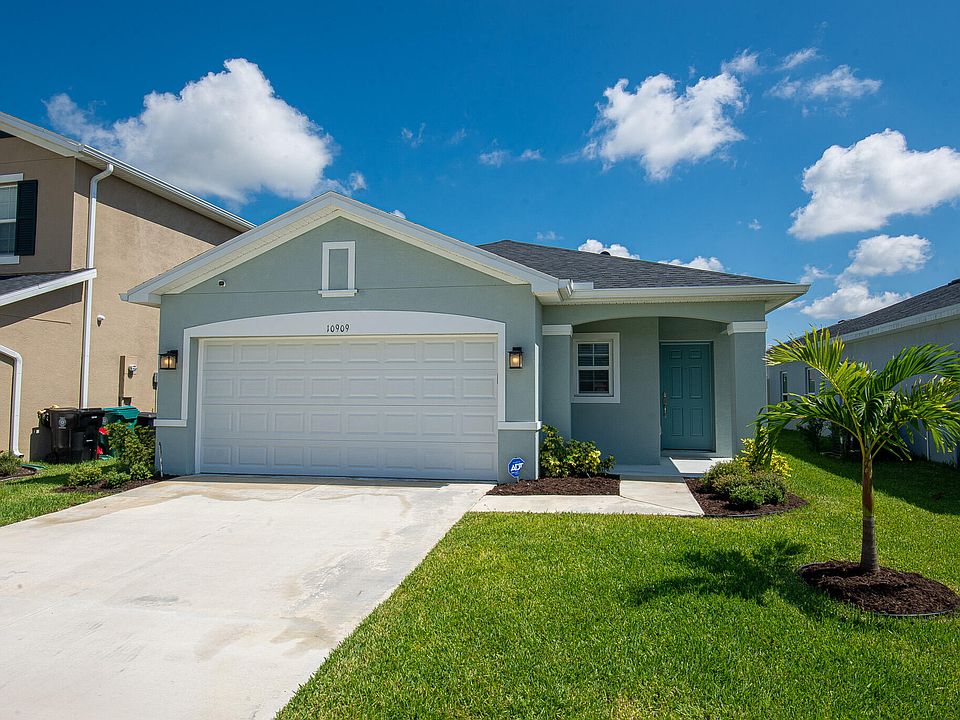 1st image of 10909 SW Robbia Way
