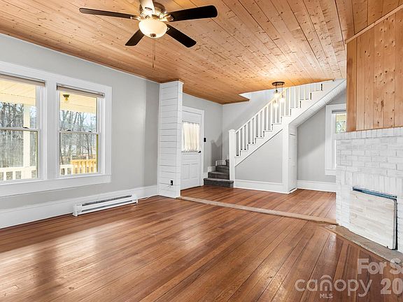 5th image of 42 Old Patton Hill Rd