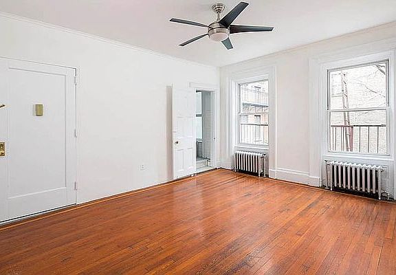 3rd image of 471 6th Ave #3