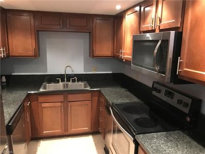 975 Palm View Dr APT 202, Naples, FL, 34110