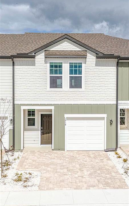 1st image of 1918 Bluewater Ln