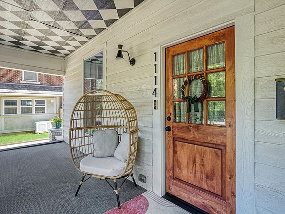 5th image of 1114 W Morton St