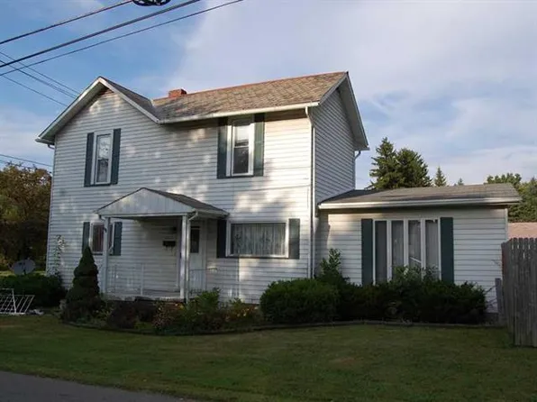 400 North St, Grove City, PA 16127