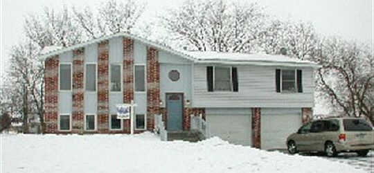 1st image of 210 Picadilly Dr S