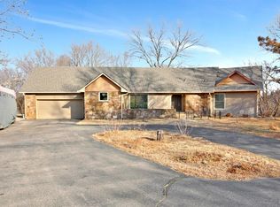 1537 N Milton Ct, Derby, KS 67037