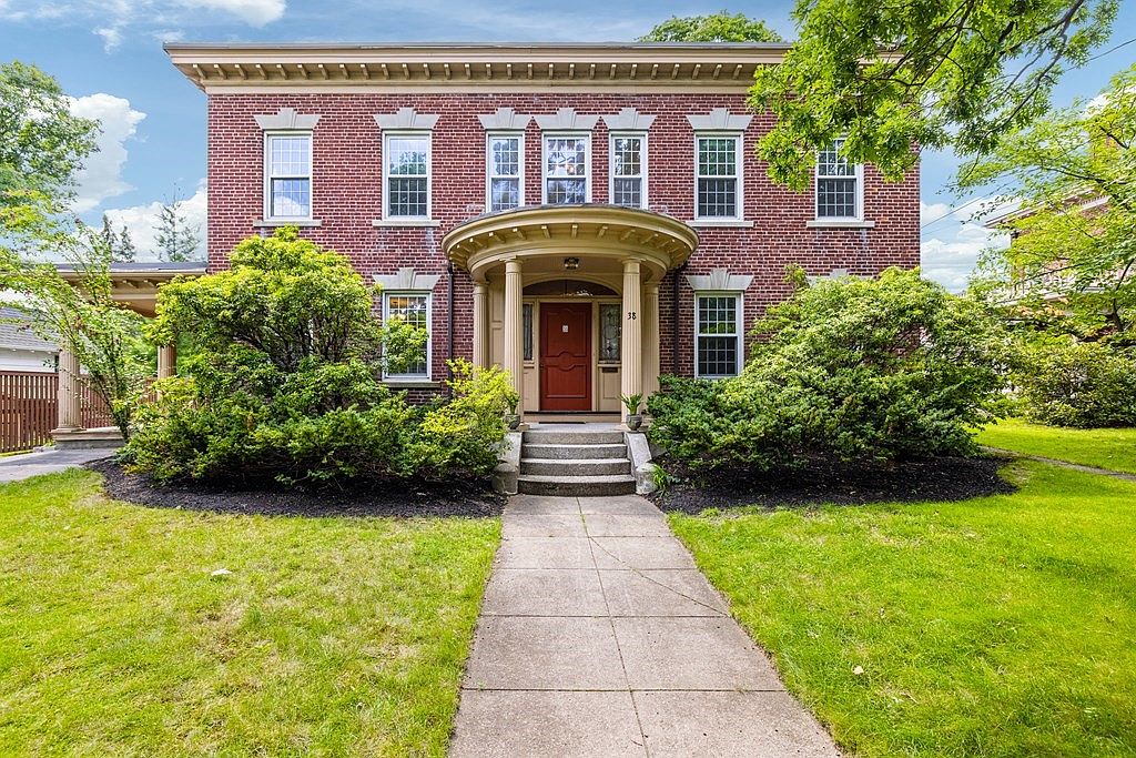 38 Oakley Rd, Belmont, MA 02478 | Zillow