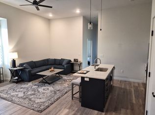 32-40 Pleasant St, Claremont, NH 03743