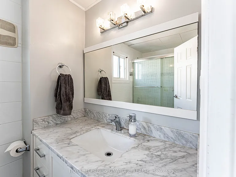 25 Hun Cres — Photo 35