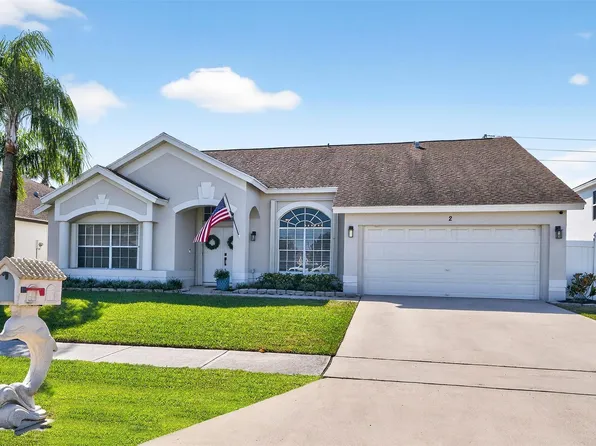 2 Meadows Park Lane, Boynton Beach, FL 33436