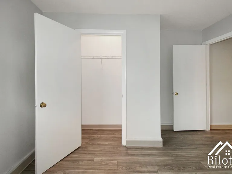 859 Pine Street — Photo 36