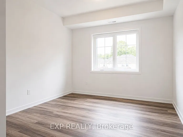 205 W Oak Trl #40 — Photo 9