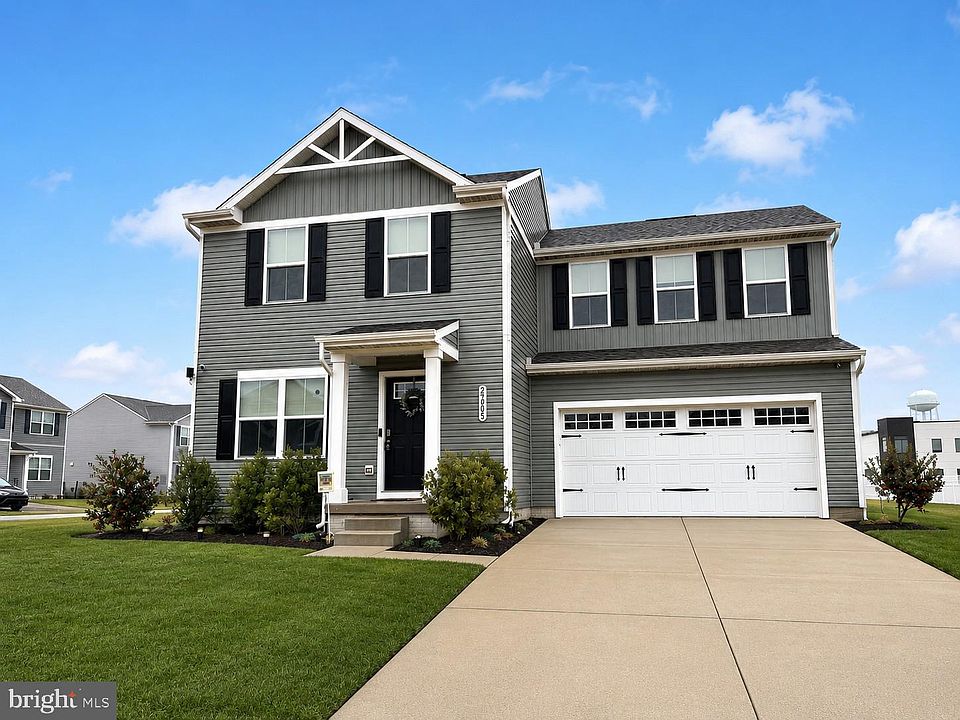 1st image of 27003 Greenleaf Dr