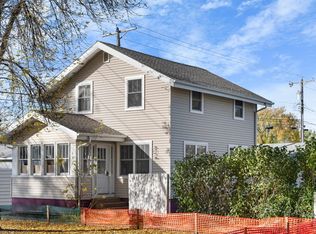 412 5th Ave S, Grand Forks, ND 58201