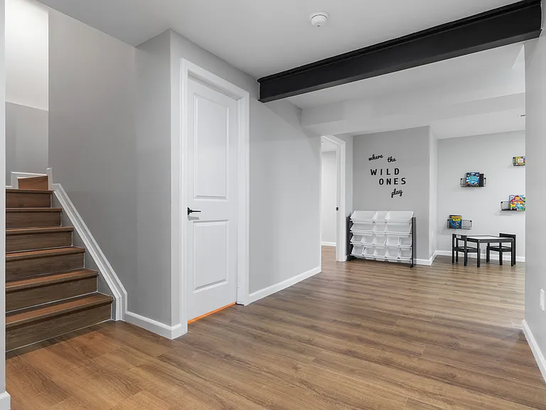 64 Brewster Dr — Photo 27