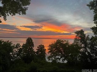 141 Lakeshore Rd, Saratoga, AR 71859