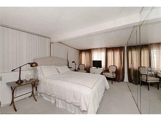 Sold by Keller Williams Realty Empire | media 13