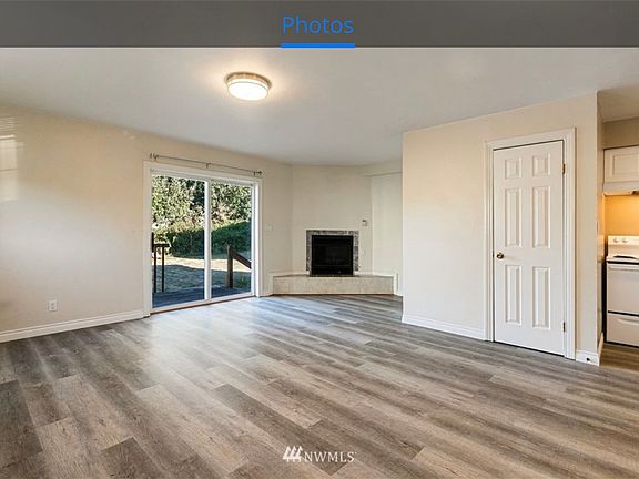 3rd image of 2128 Superior St #2