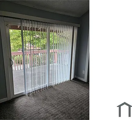 1090 Village Rd — Photo 9