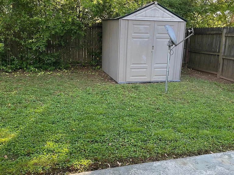1029 Windy Oaks Ct SE — Photo 16