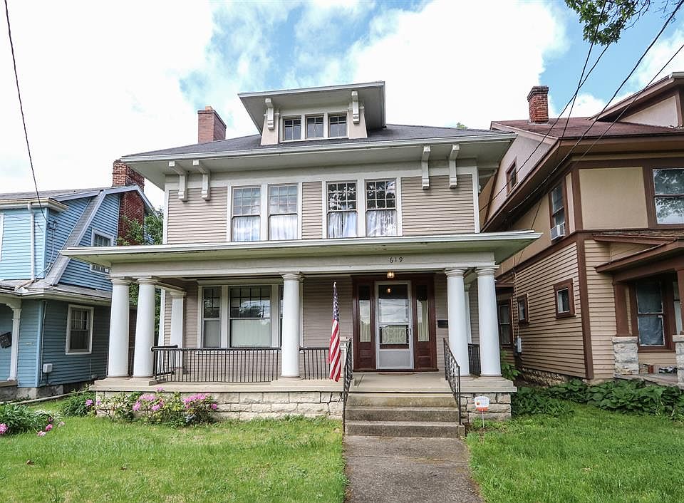 1st image of 619 Forest Ave