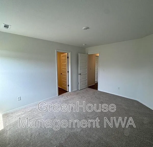2637 E Gila Way — Photo 17