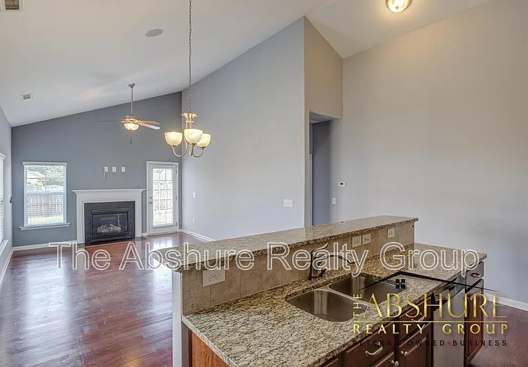 535 Smithridge Way — Photo 9