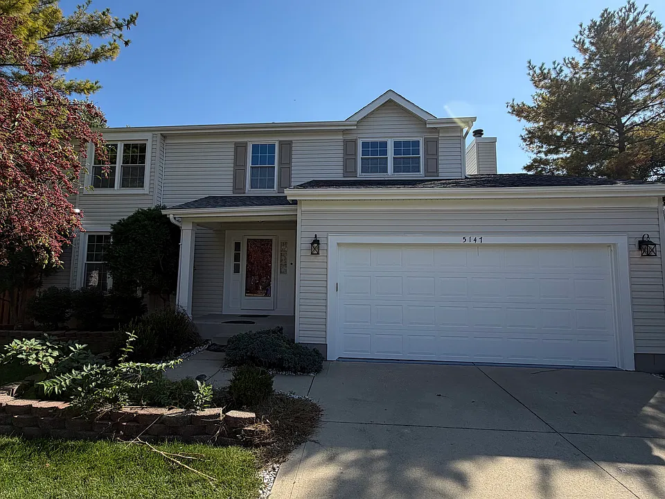 5147 Aurora Dr