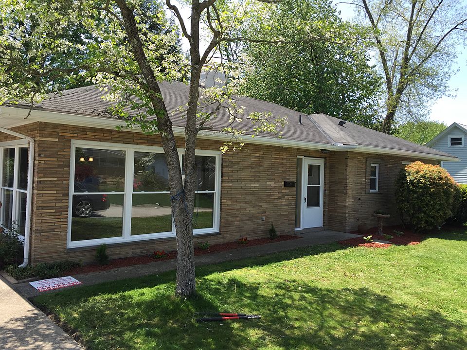 1st image of 612 Longview St